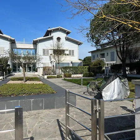 Apartament Mare Blu Apartment, *
